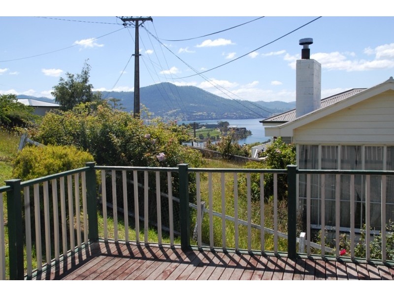 15 Tootonga Street, Chigwell TAS 7011
