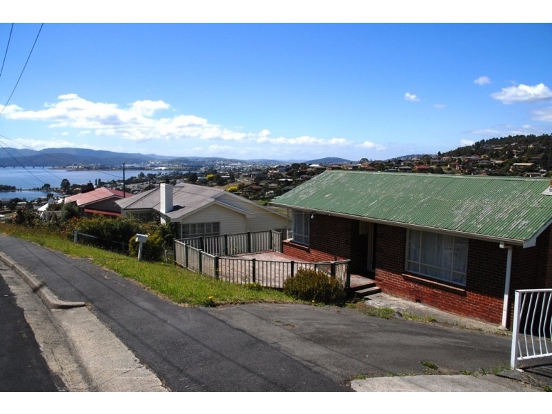 15 Tootonga Street, Chigwell TAS 7011