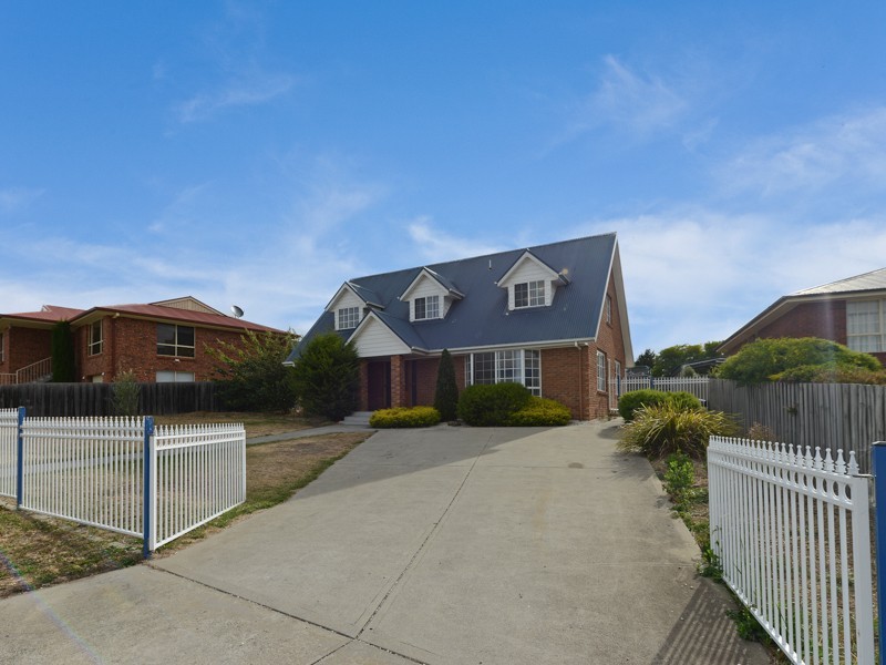 11 Magnolia Court, Brighton TAS 7030