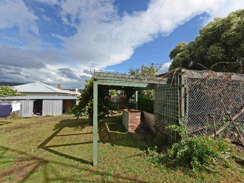 14 Lennox Avenue, Lutana TAS 7009
