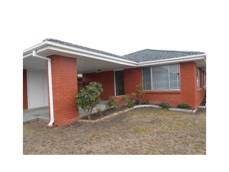 2/1 Urana Court, Claremont TAS 7011