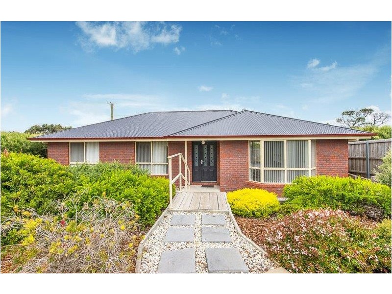 17 Caitlin Court, Midway Point TAS 7171
