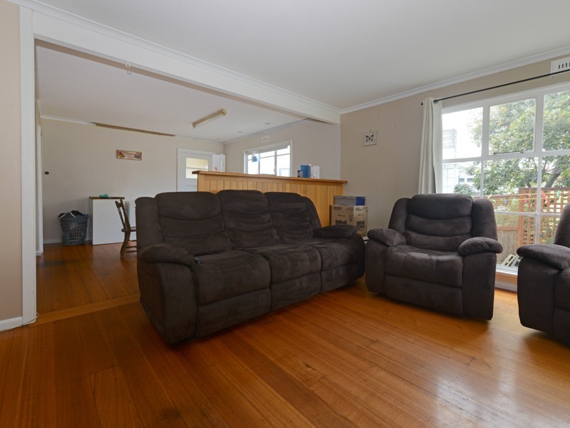 254 Cambridge Road, Warrane TAS 7018