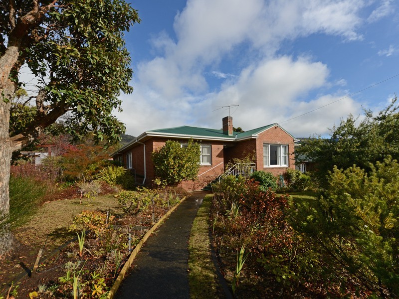 11 Addison Street, Rosetta TAS 7010