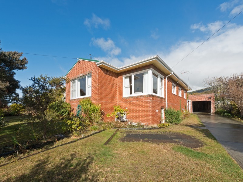 11 Addison Street, Rosetta TAS 7010