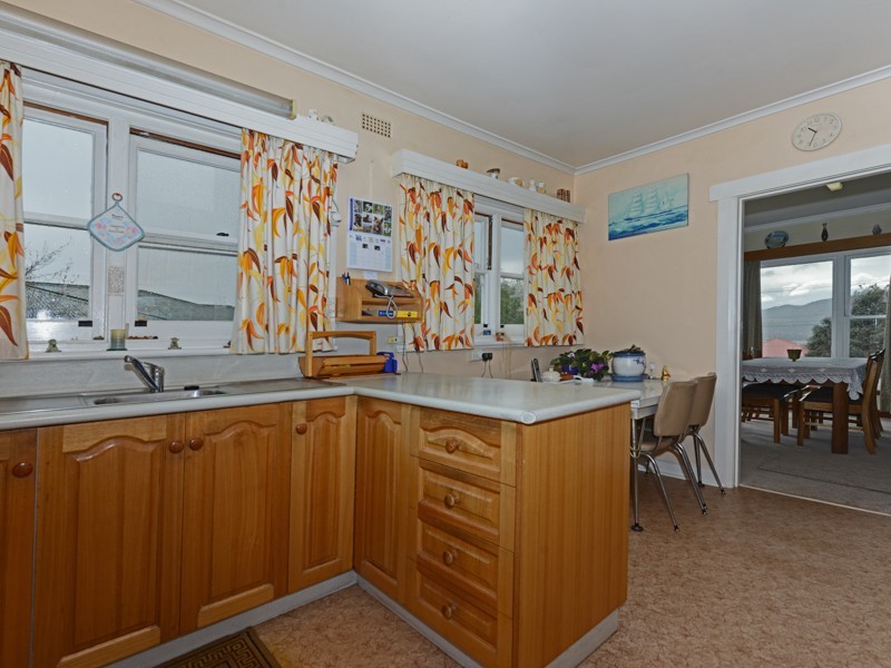 11 Addison Street, Rosetta TAS 7010