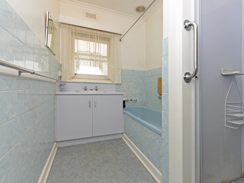 11 Addison Street, Rosetta TAS 7010