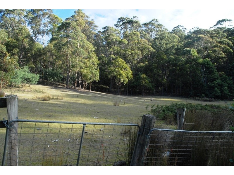 “Lone Pine” Church Road, Dromedary TAS 7030