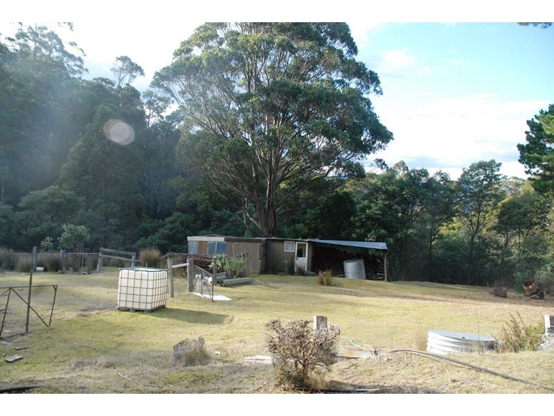 “Lone Pine” Church Road, Dromedary TAS 7030