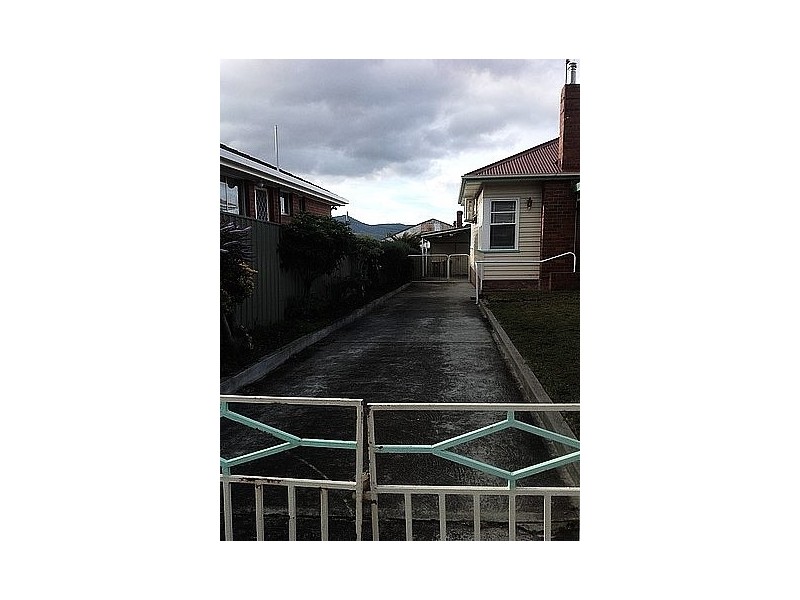 17 Leonard Avenue, West Moonah TAS 7009