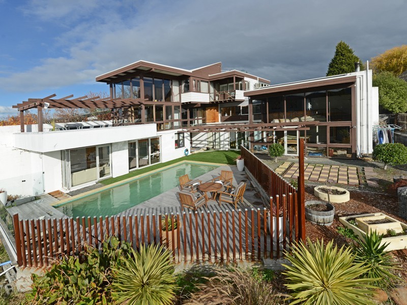 12 Moreton Crescent, Claremont TAS 7011