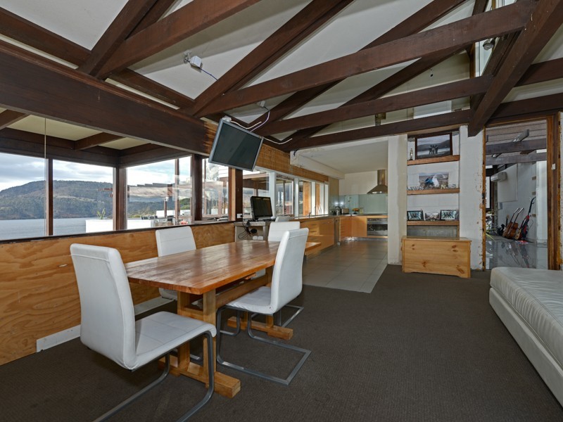 12 Moreton Crescent, Claremont TAS 7011