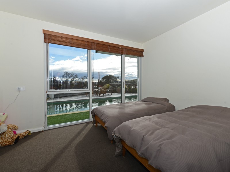 12 Moreton Crescent, Claremont TAS 7011