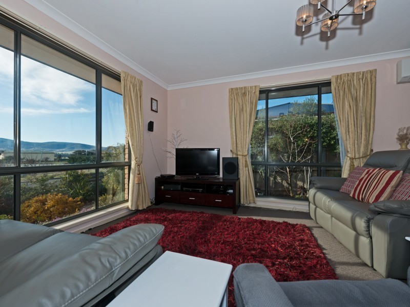33 Burrows Avenue, Brighton TAS 7030