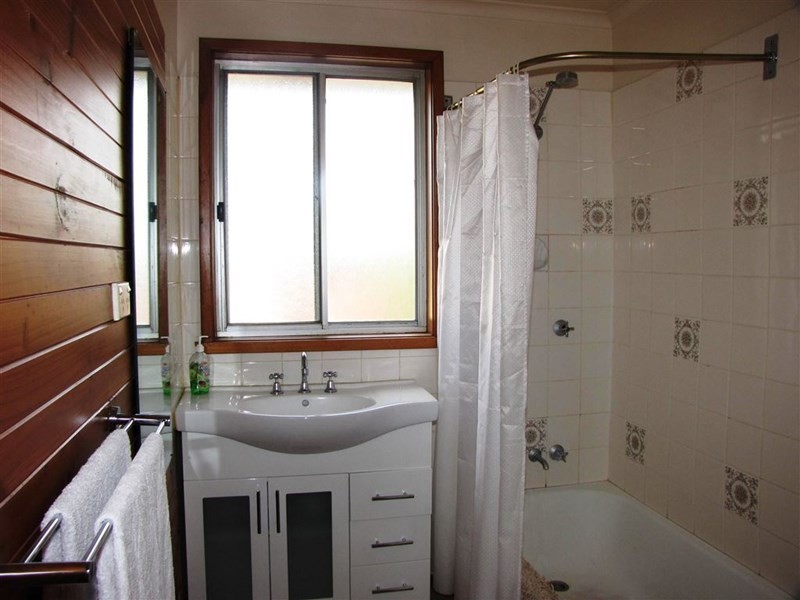 114 Tollard Drive, Rokeby TAS 7019