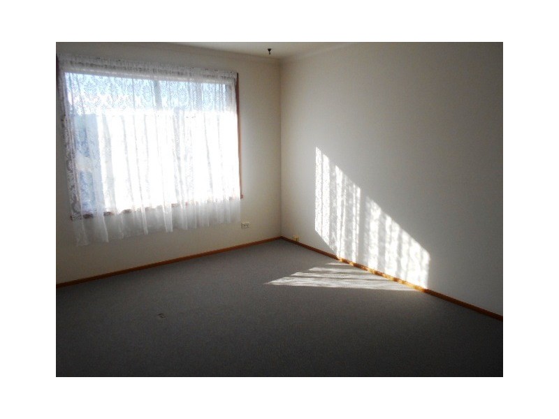 114 Tollard Drive, Rokeby TAS 7019