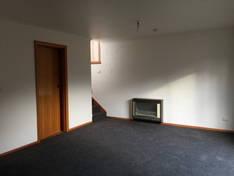 2/72 Queen Street, Sandy Bay TAS 7005