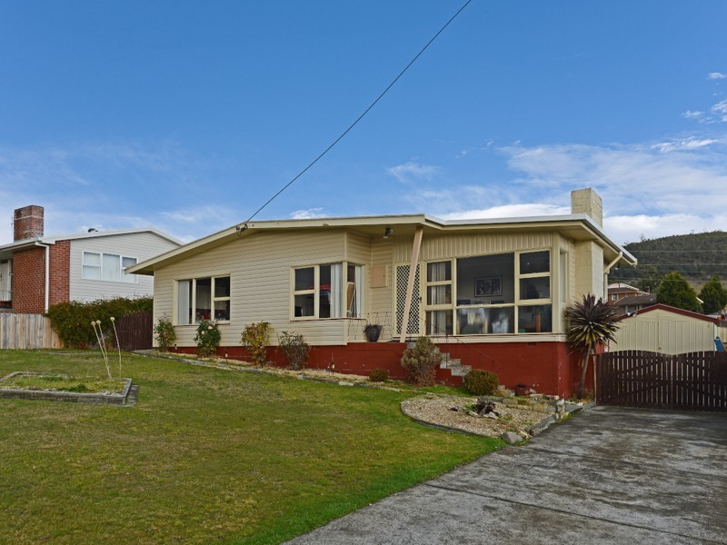 36 Centenary Crescent, Claremont TAS 7011