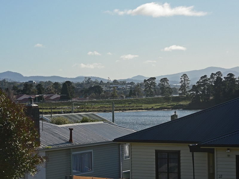 17 Windermere Beach Road, Claremont TAS 7011