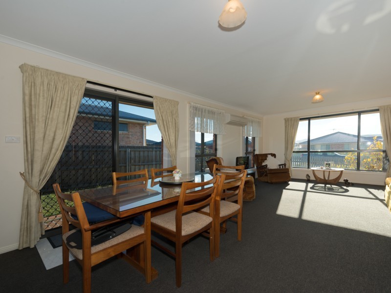 1/18 Madison Avenue, Brighton TAS 7030