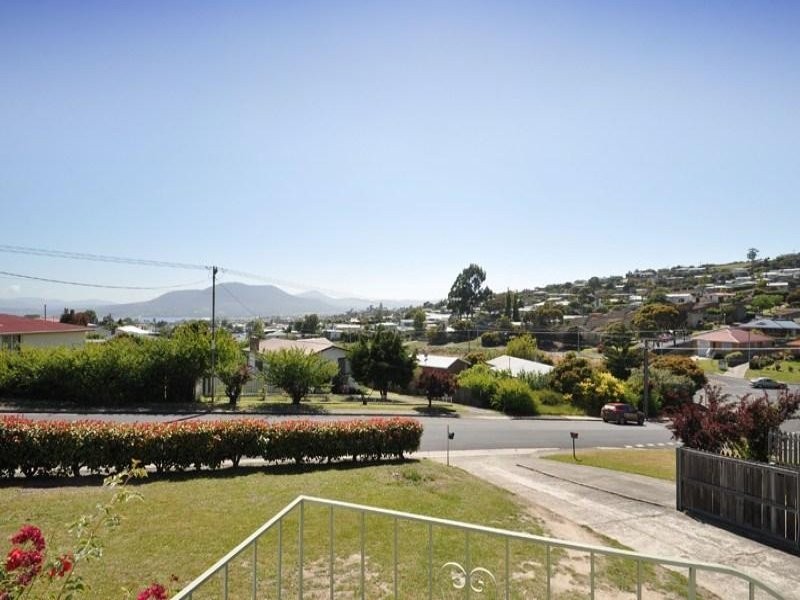 18 Burton Street, Glenorchy TAS 7010