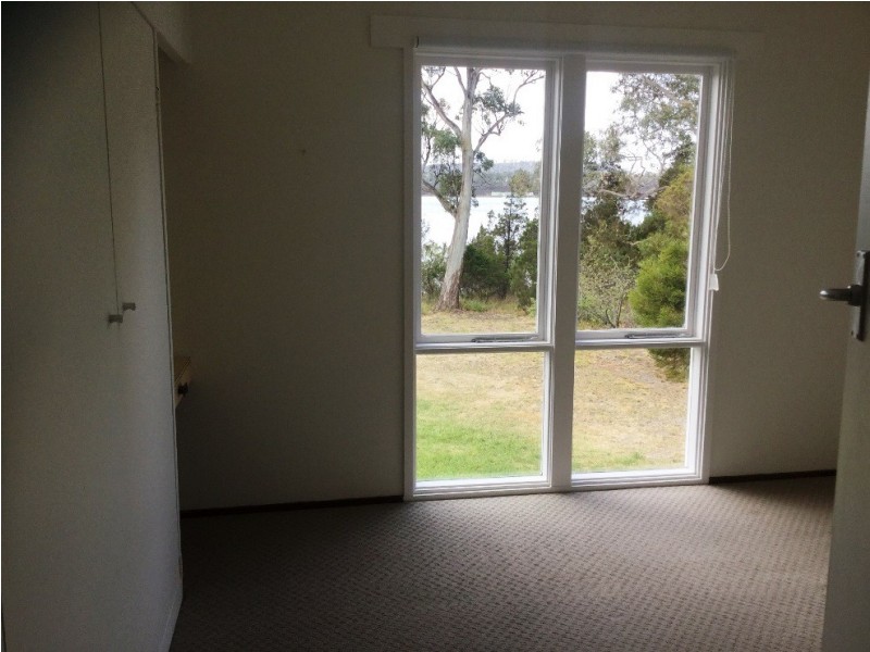 51 Barton Avenue, Triabunna TAS 7190