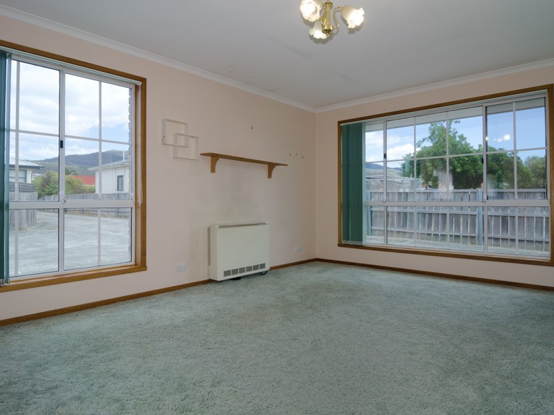 1/18 Bilton Street, Claremont TAS 7011
