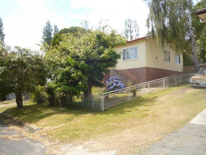 8 West Street, Maydena TAS 7140