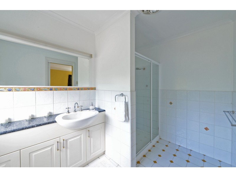 2 Elmina Close, Kingston TAS 7050