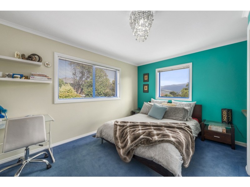 2 Elmina Close, Kingston TAS 7050