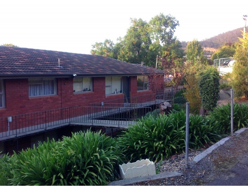 2/7 Una Street, Mount Stuart TAS 7000