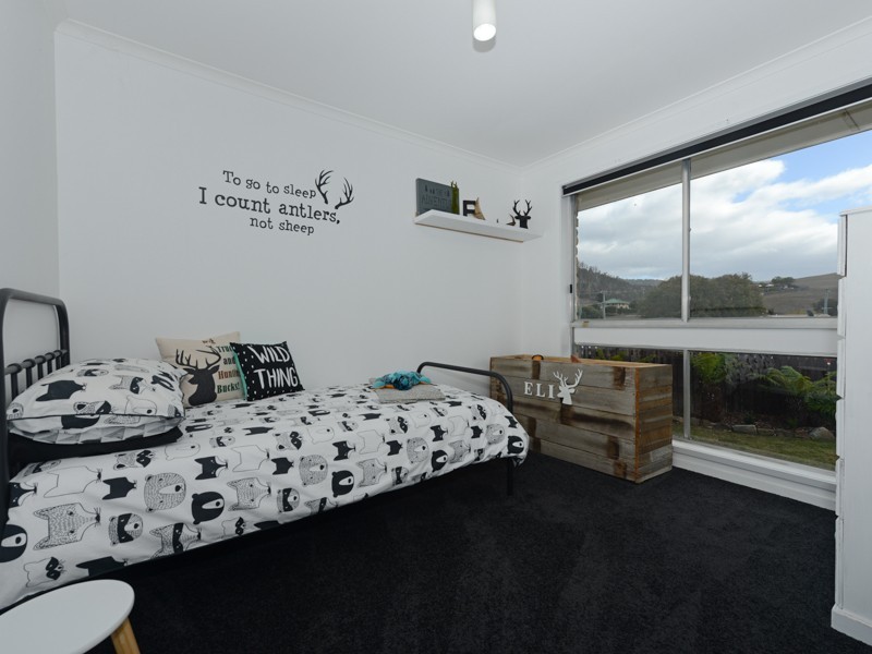 48 Swan Street, Bagdad TAS 7030