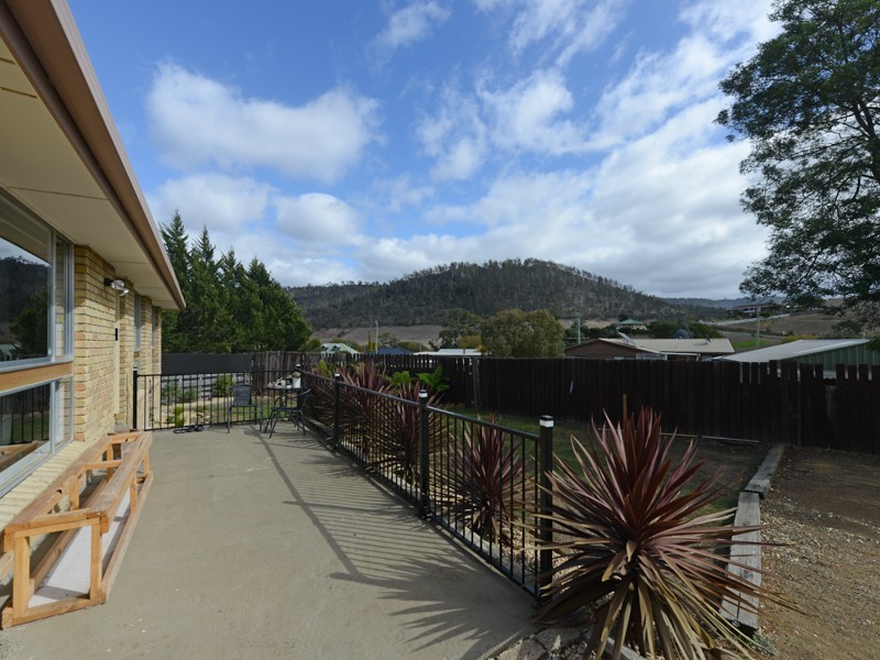 48 Swan Street, Bagdad TAS 7030