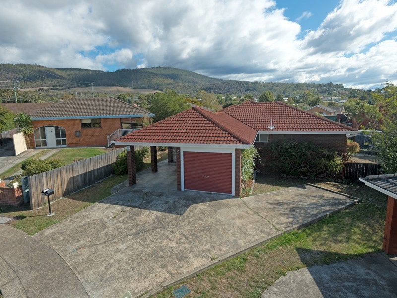 2/15 Sunlea Place, Glenorchy TAS 7010
