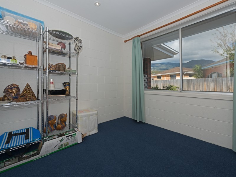 2/15 Sunlea Place, Glenorchy TAS 7010