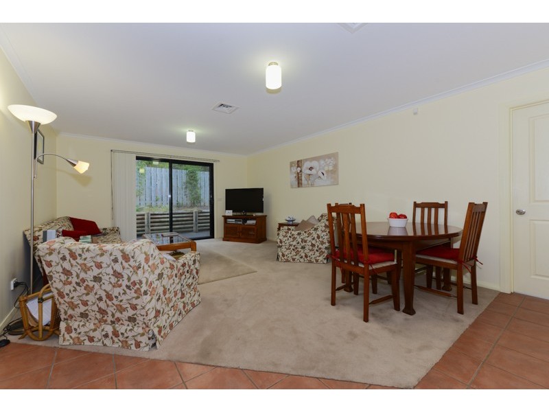 16 Wassell Place, Lindisfarne TAS 7015