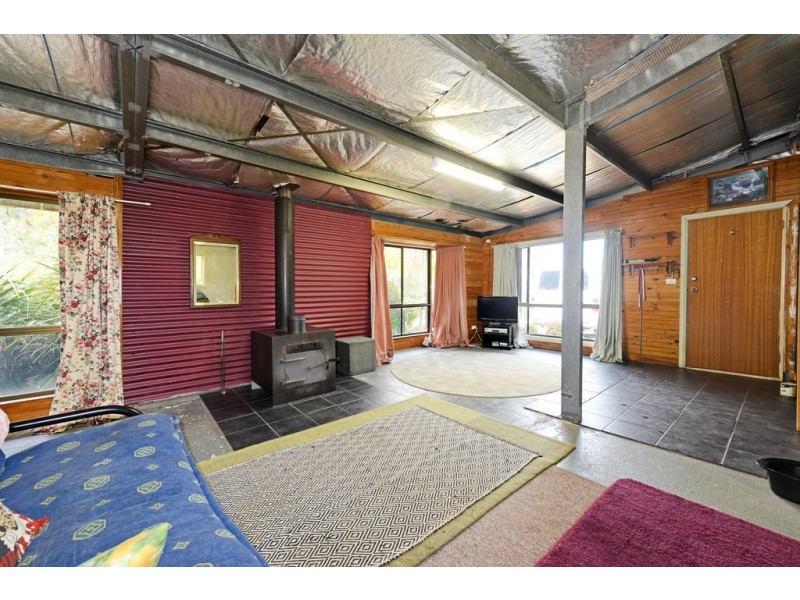 23 Handsome Caves Road, Magra TAS 7140