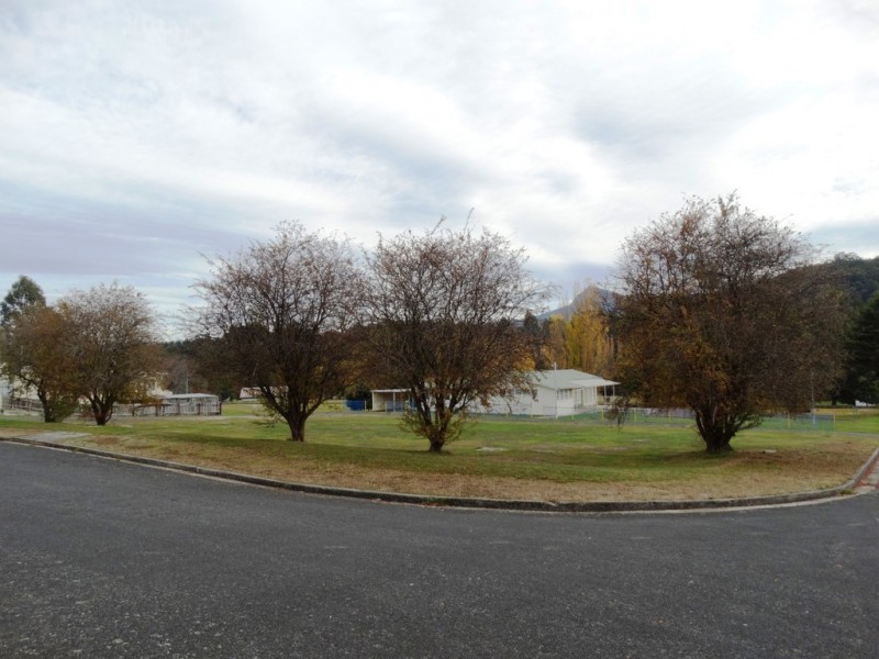 1 Holmes Street, Maydena TAS 7140