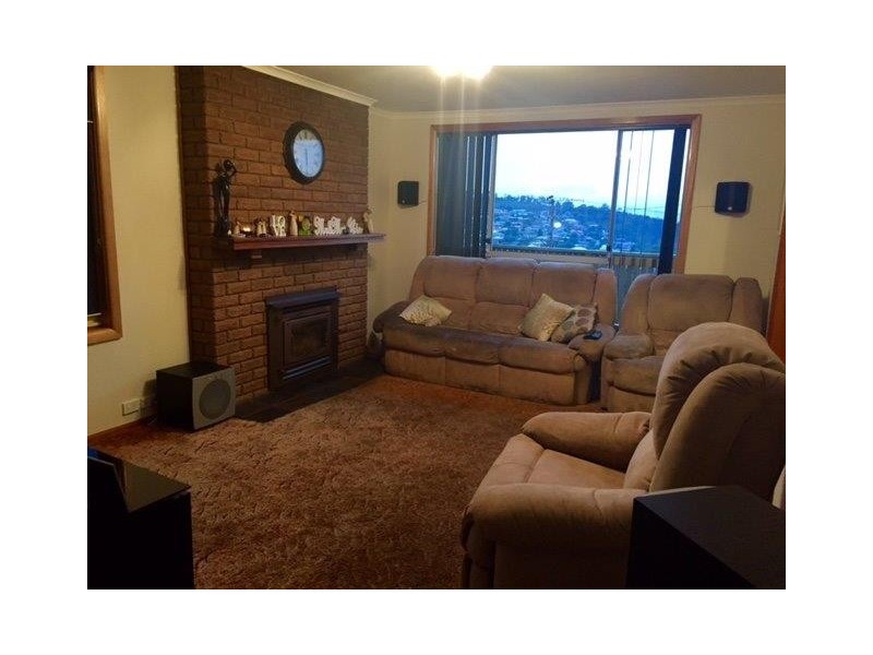 Claremont TAS 7011