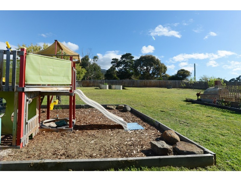 101 Lyell Highway, Granton TAS 7030