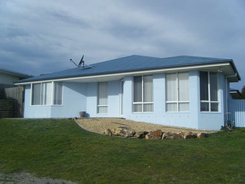 12 Pindos Drive, Tranmere TAS 7018