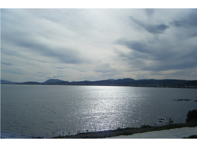 12 Pindos Drive, Tranmere TAS 7018