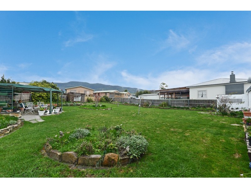 45 Hilton Road, Claremont TAS 7011