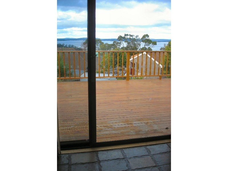 43 Woodlands Drive, Blackmans Bay TAS 7052