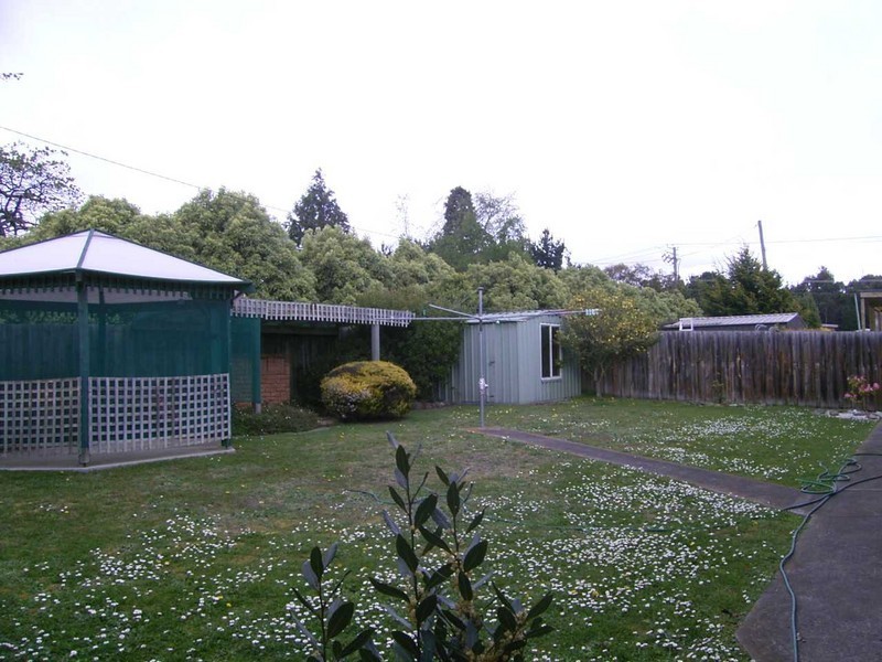 4 Whitewater Crescent, Kingston TAS 7050