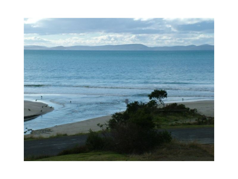6 Francis Lane, Adventure Bay TAS 7150