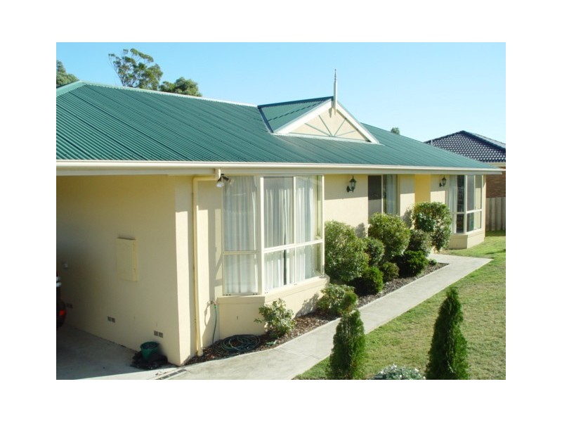 7 Sonnat Drive, Kingston TAS 7050