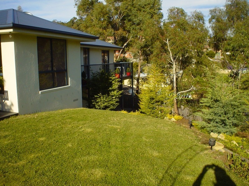 28 Fairview Drive, Kingston TAS 7050