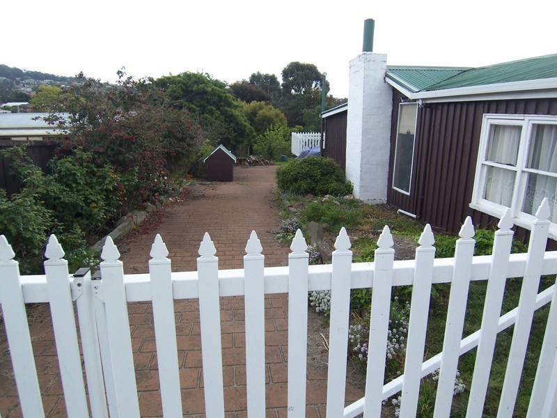 18 View Street, Blackmans Bay TAS 7052