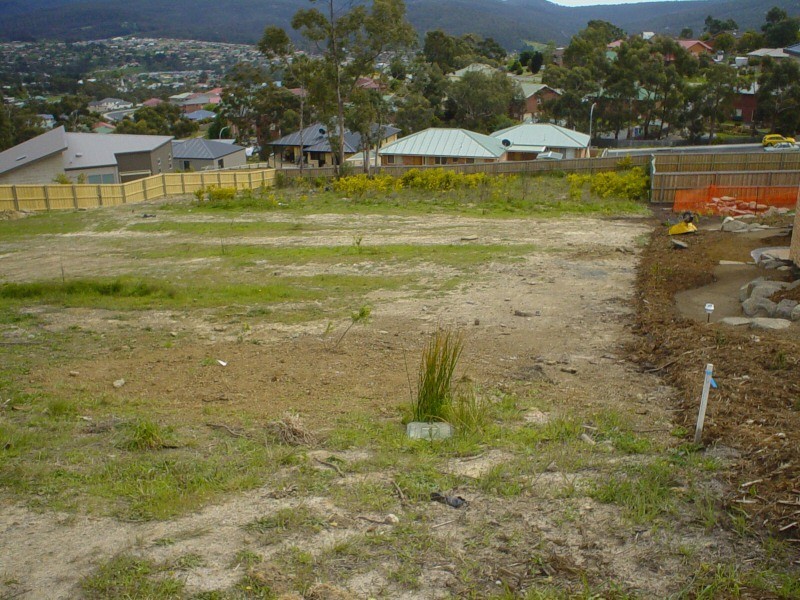 8 Carnation Terrace, Kingston TAS 7050